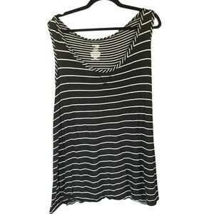 Black and White Striped Women's Tank Top